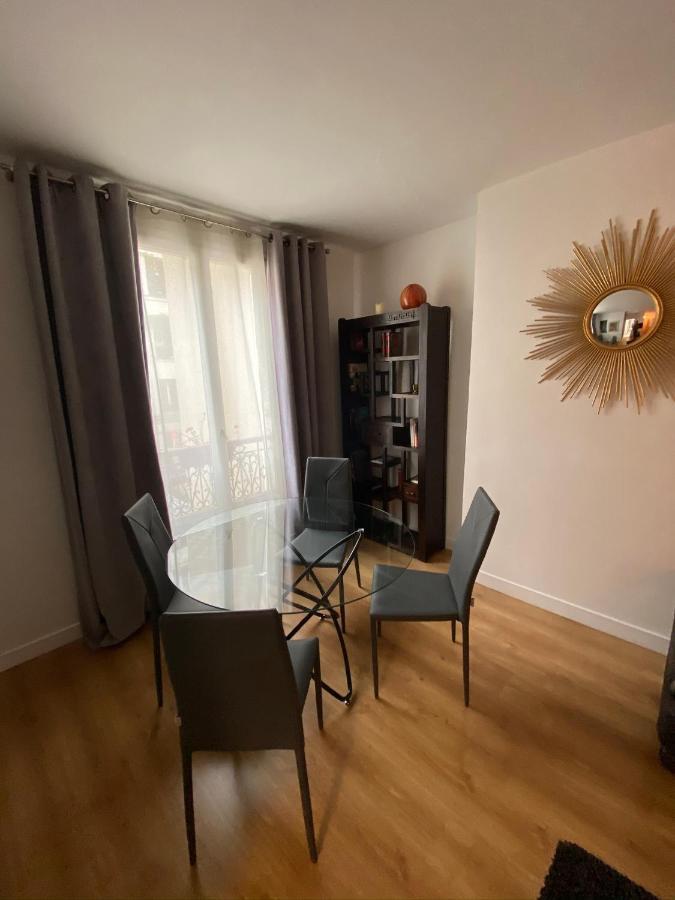 Appartement Champs Élysées Trocadero Parigi Esterno foto